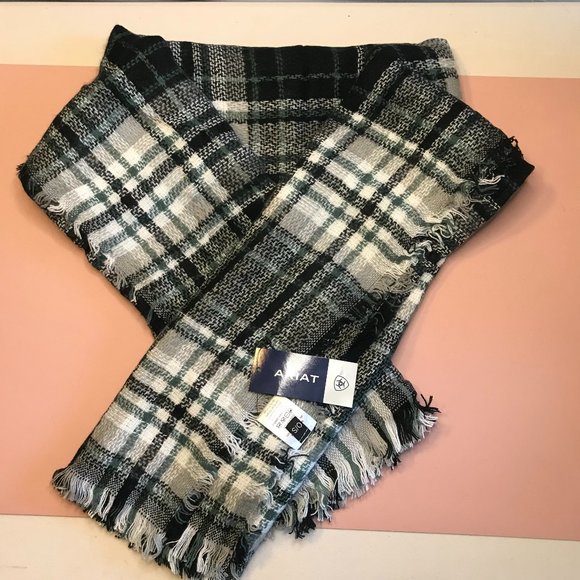 Ariat Accessories - NWT ARIAT BLANKET SCARF